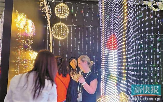 “聪明”的大家居吸睛全球采购商pg电子模拟器试玩聚力创新 更(图2)