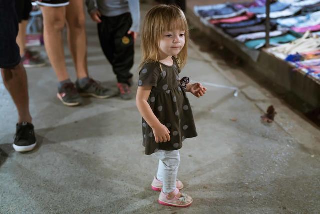 一朵：世界各国游人夜夜乐此不疲血拼pg电子免费试玩模拟器琅勃拉邦奇葩(图1)